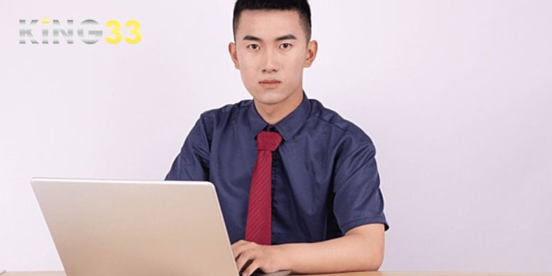 Tổng quát về quá khứ của CEO Lê Hoàng